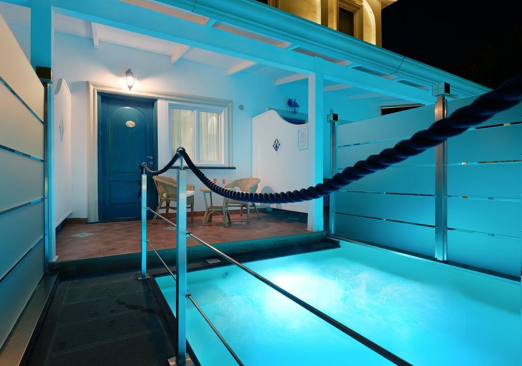 Hotel La Pineta & 4*